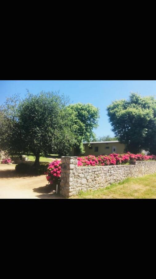 Maisonnette Bretonne Quemper-Guezennec Bagian luar foto